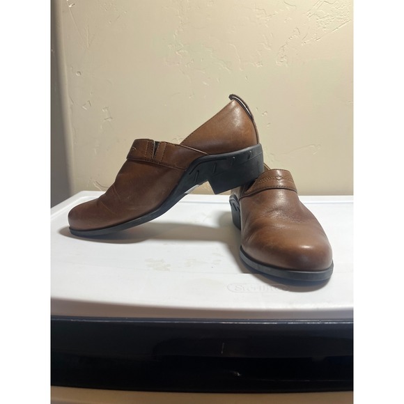Ariat Leather Clogs Size 7B Brown Western Mule Slip On Comfort Shoes - Picture 1 of 6